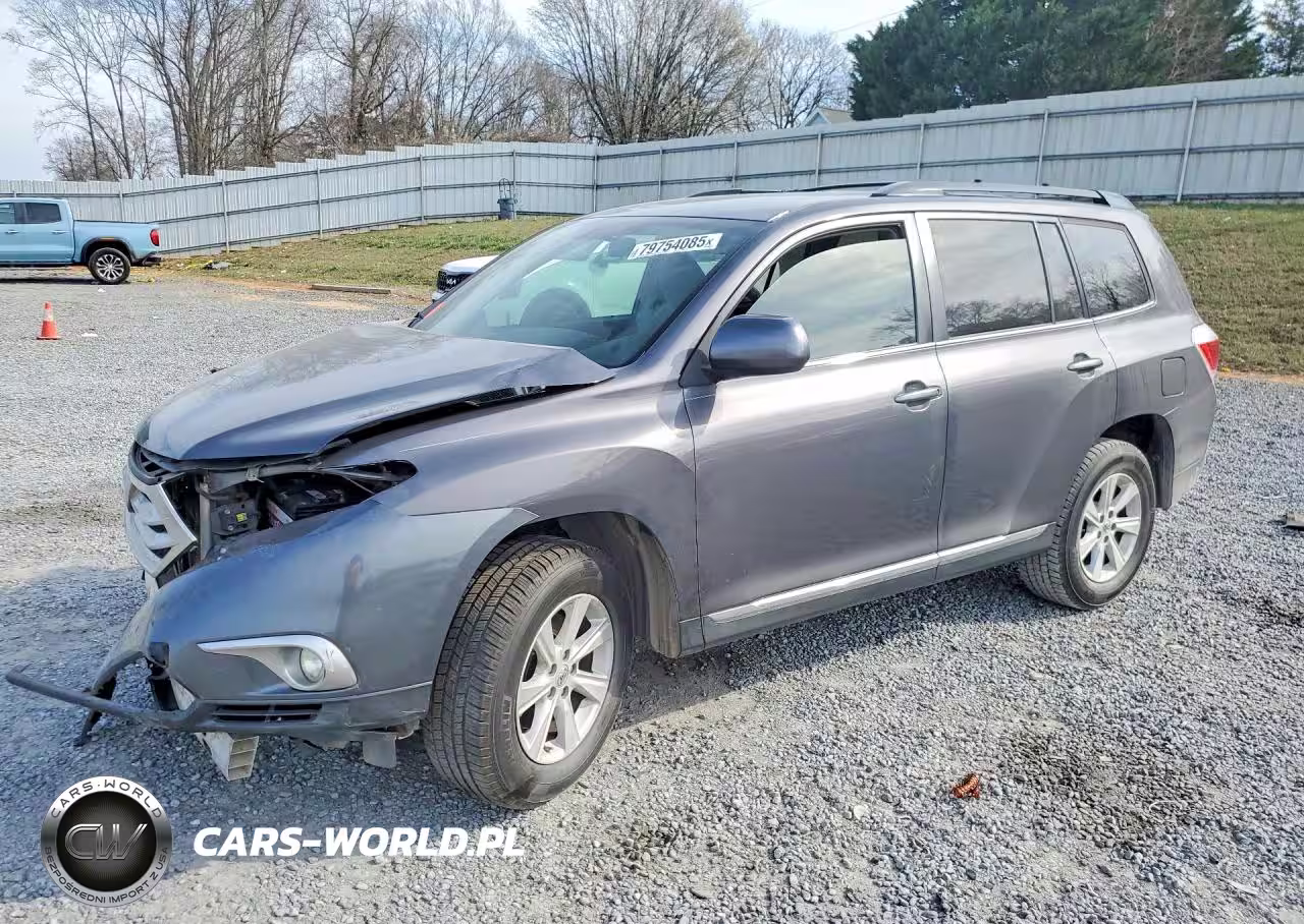 2013 Toyota Highlander Plus