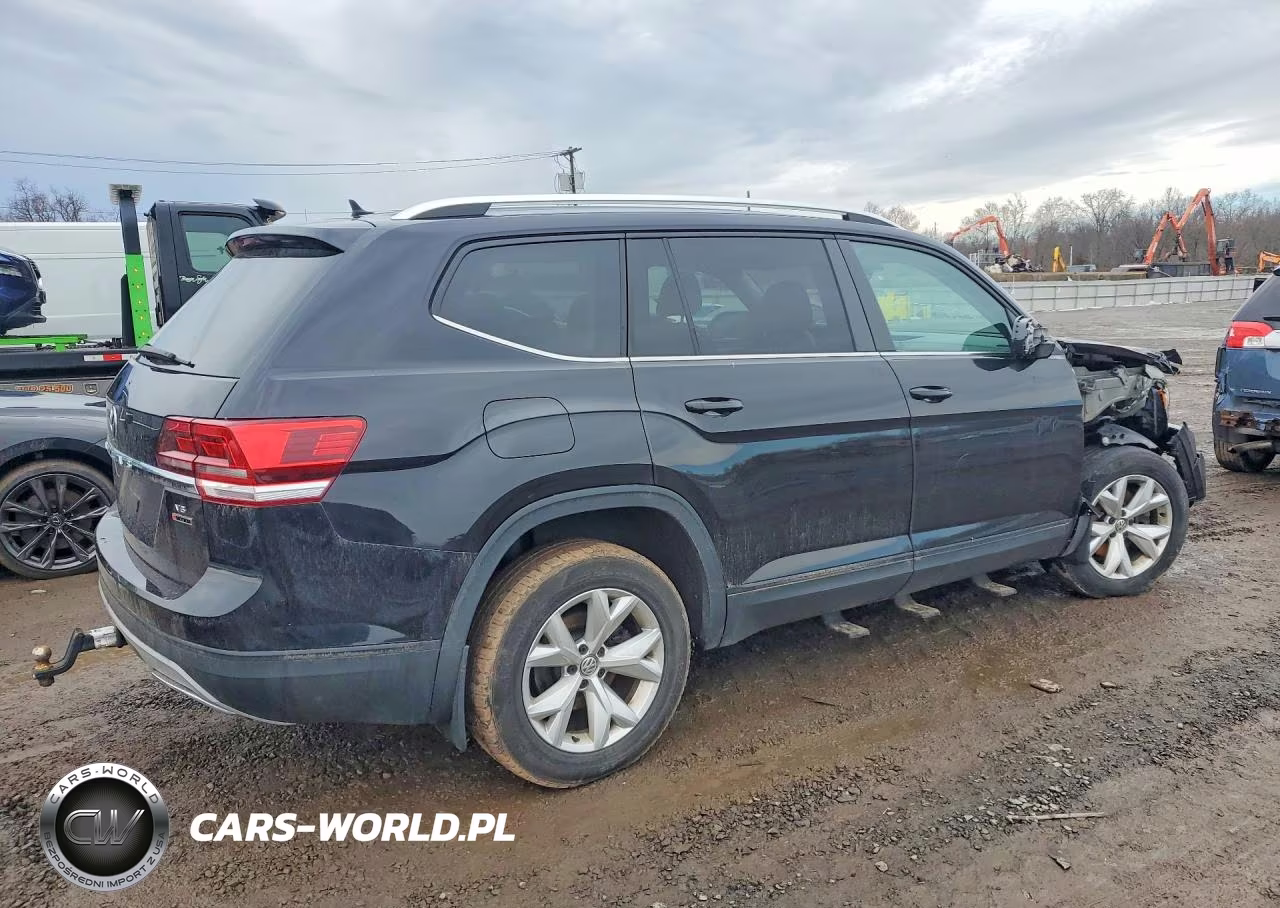2019 Volkswagen Atlas S VIN:1V2GR2CA4KC578560 - 3