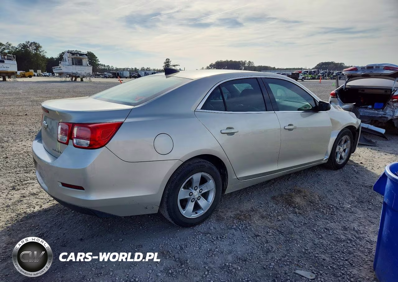 2015 Chevrolet Malibu Ls VIN:1G11A5SL3FF116751 - 3