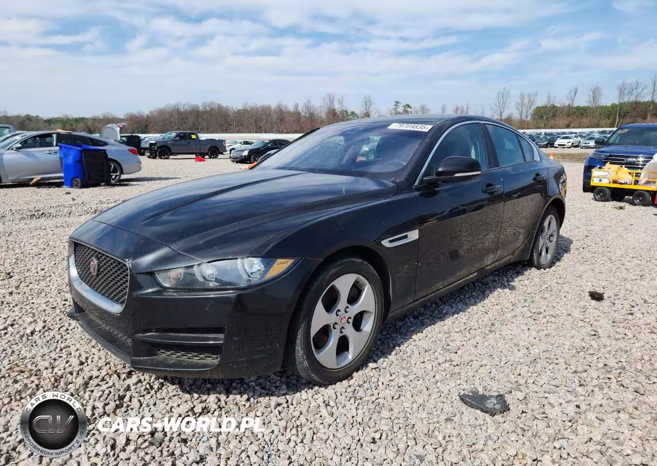 2018 Jaguar Xe