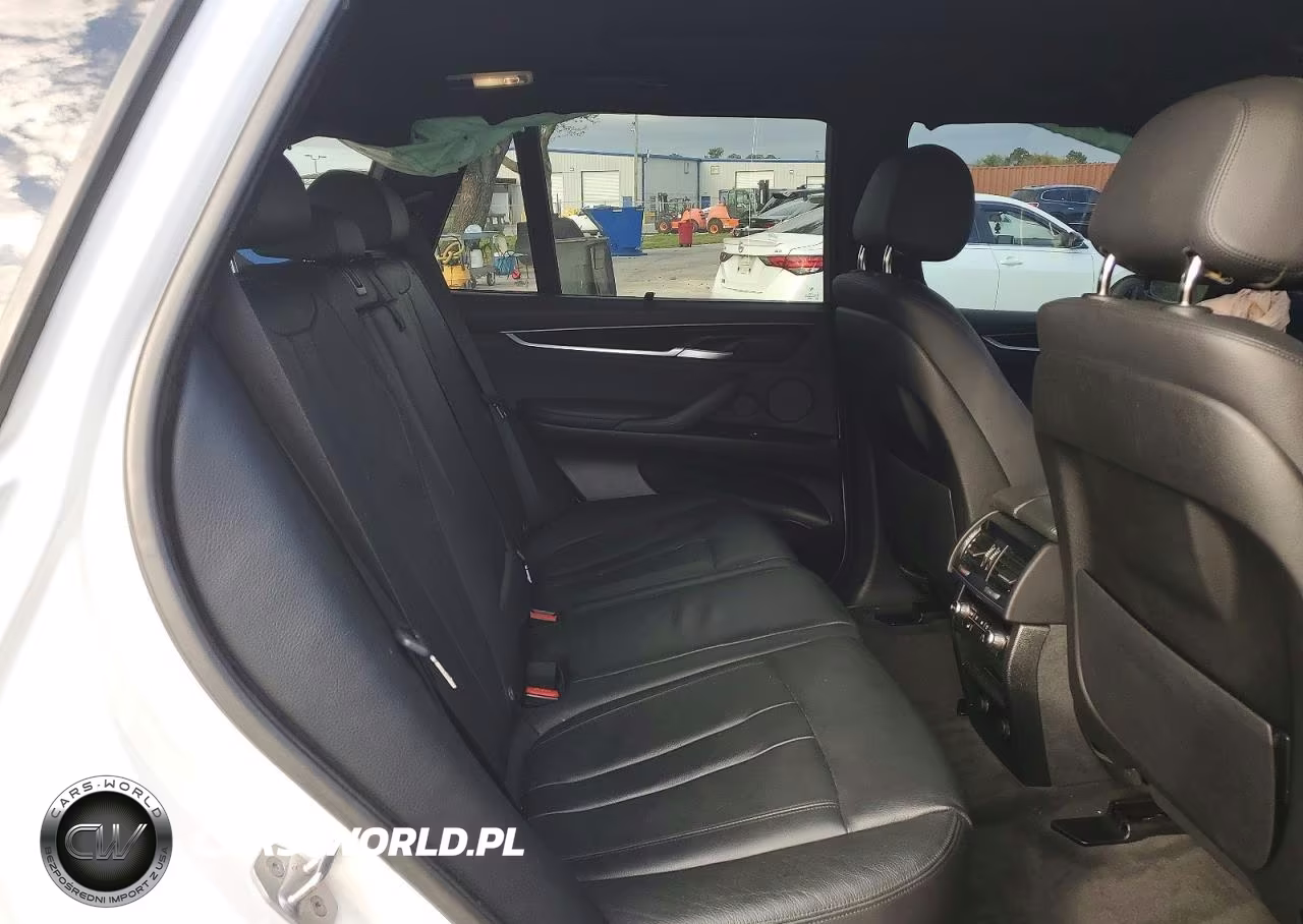 2017 BMW X5 xDrive35I VIN:5UXKR0C52H0V65592 - 11