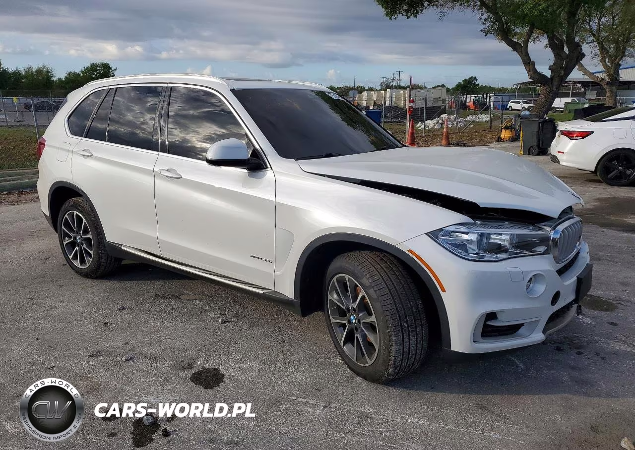2017 BMW X5 xDrive35I VIN:5UXKR0C52H0V65592 - 4
