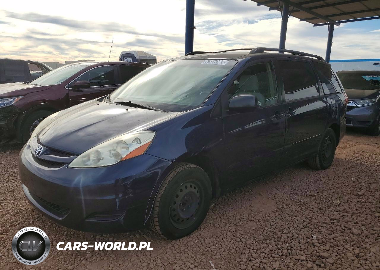 2007 Toyota Sienna Le 7-Passenger