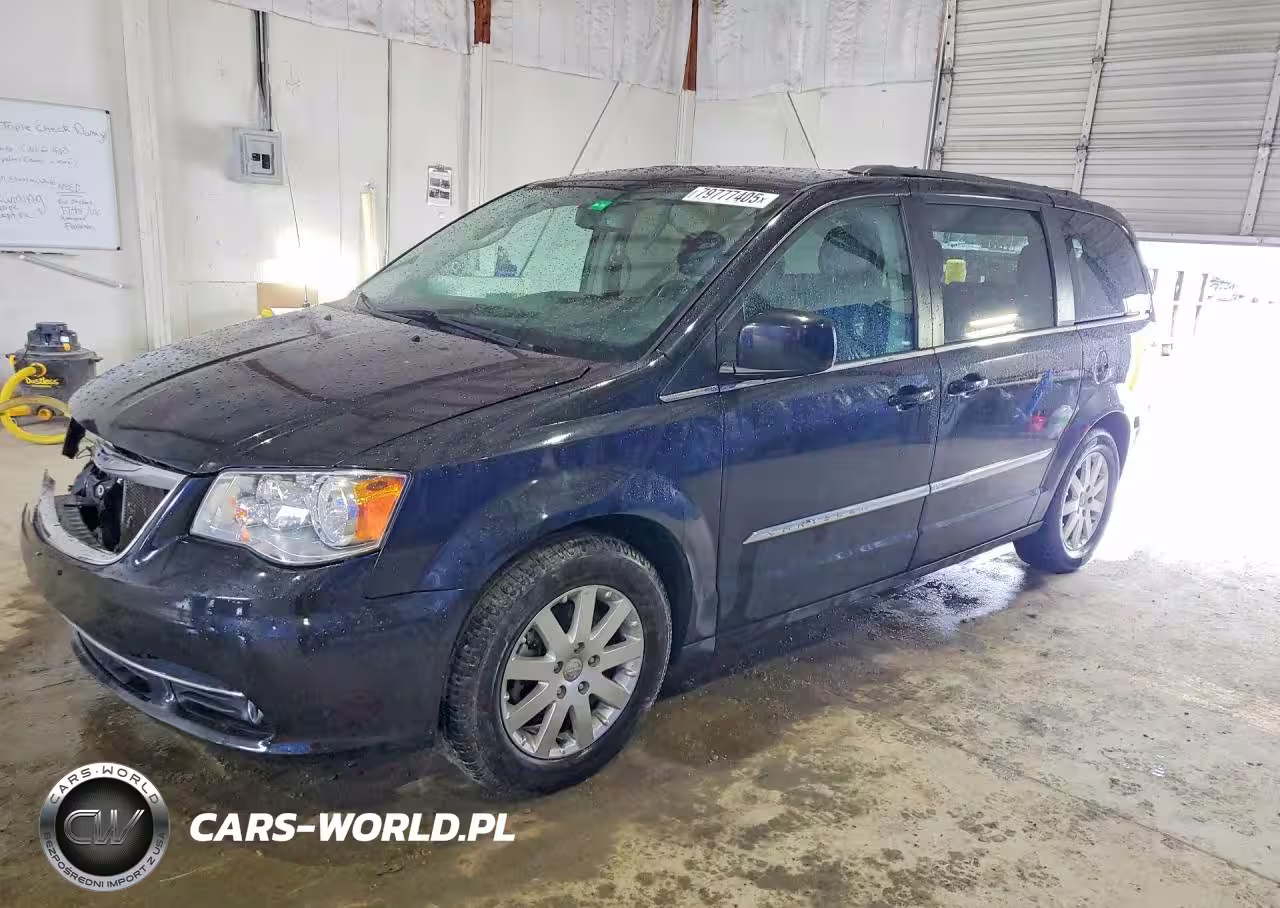 2015 Chrysler Town & Country Touring
