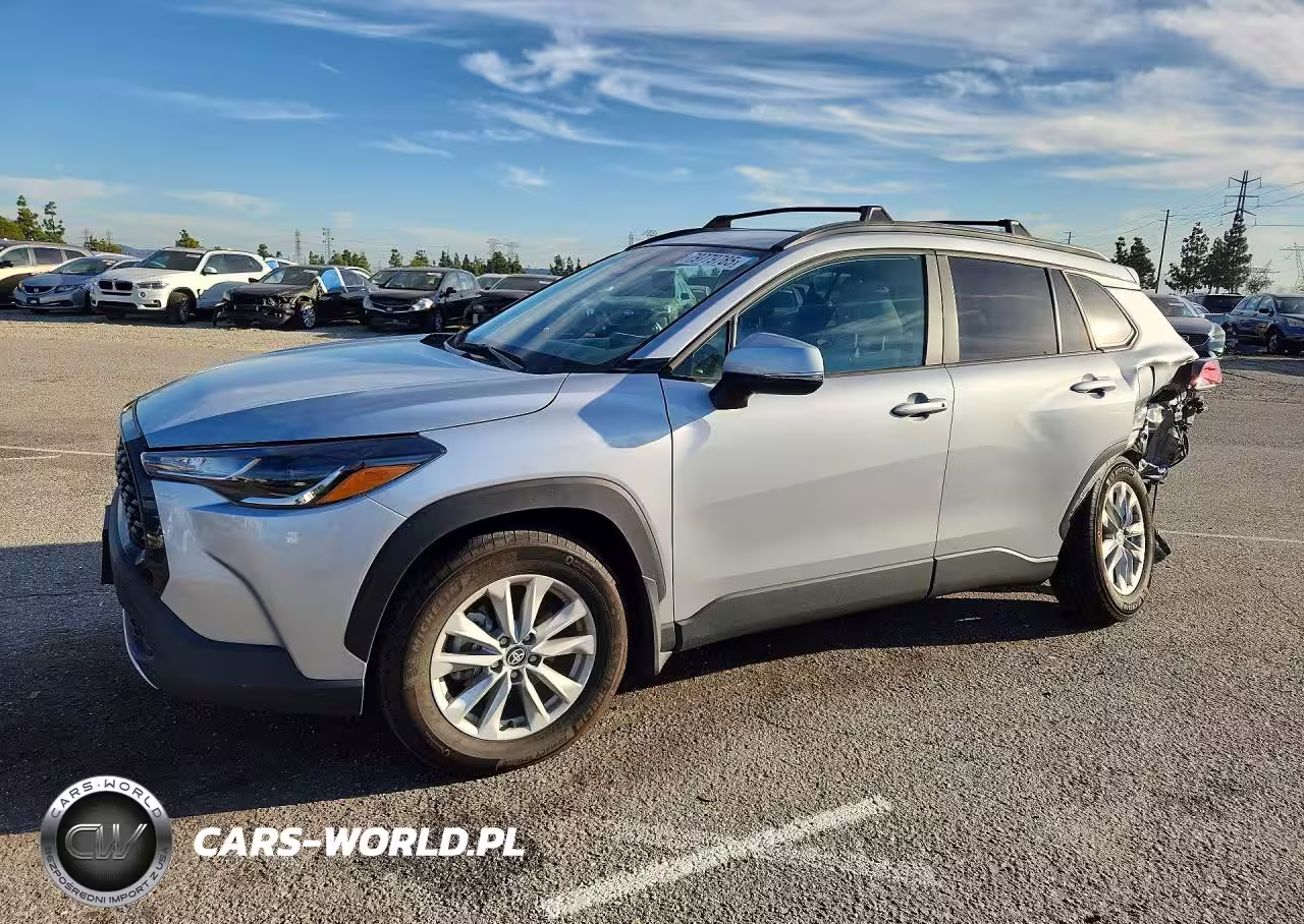 2024 Toyota Corolla Cross Le