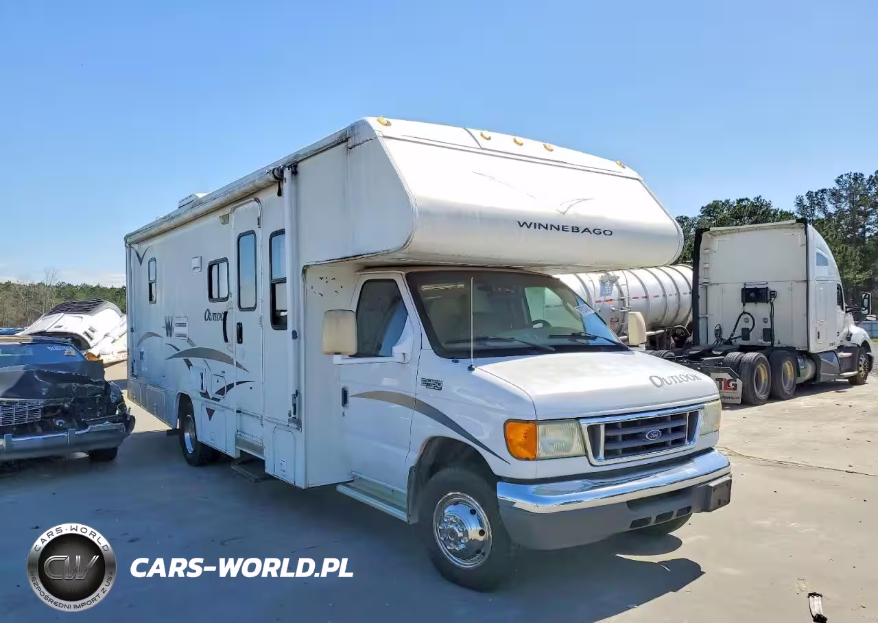 2005 Ford Econoline E450 Super Duty Cutaway Van