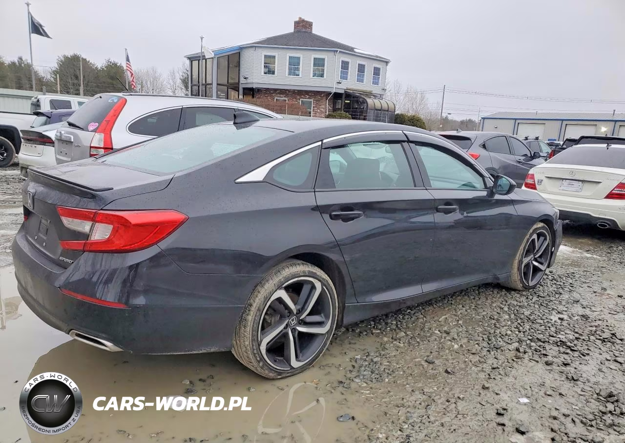 2018 Honda Accord Sport VIN:1HGCV1F39JA239727 - 3