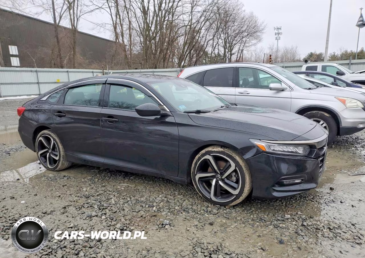 2018 Honda Accord Sport VIN:1HGCV1F39JA239727 - 4