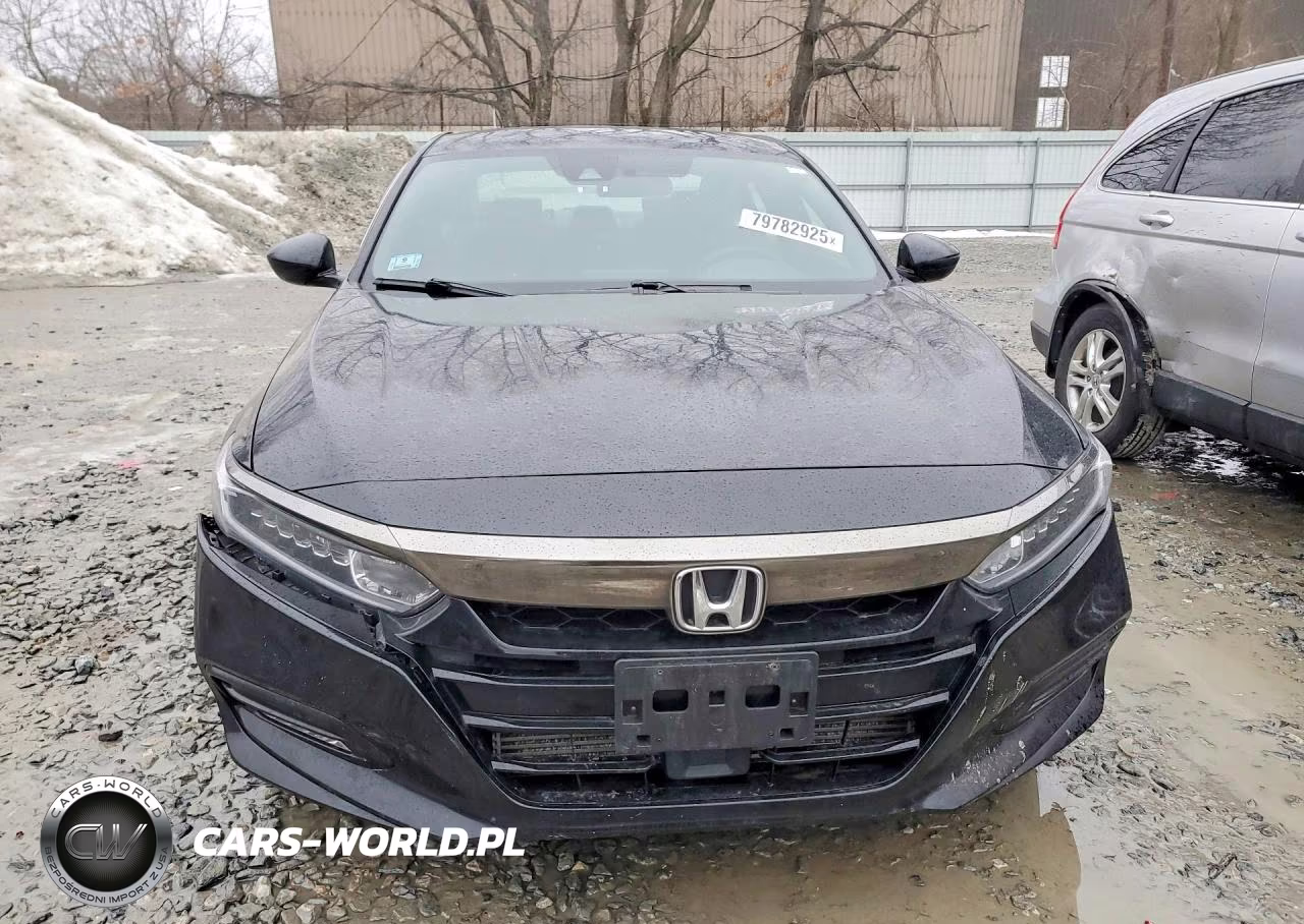 2018 Honda Accord Sport VIN:1HGCV1F39JA239727 - 5