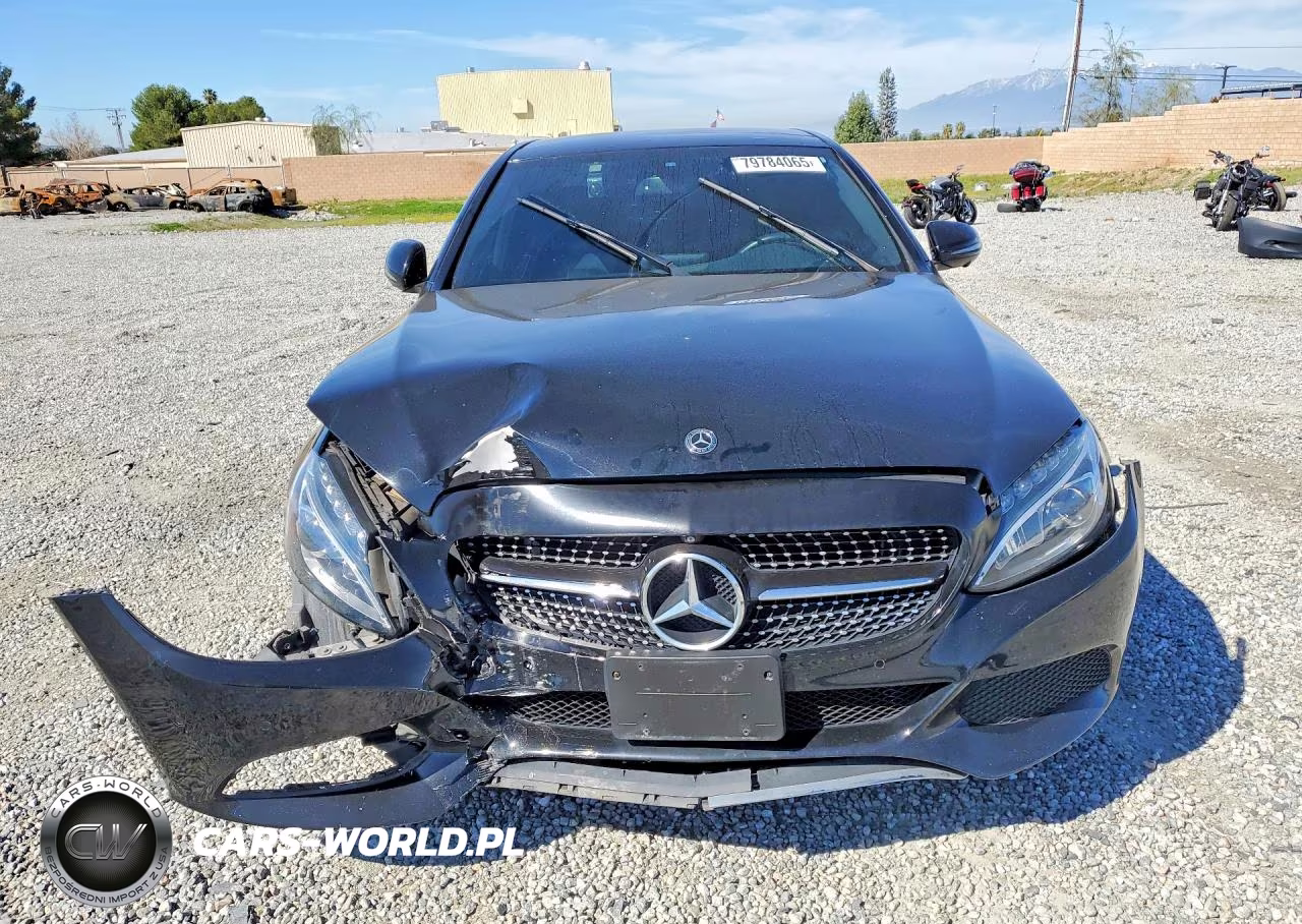 2018 Mercedes-Benz C 300 4Matic VIN:55SWF4KB2JU252297 - 5
