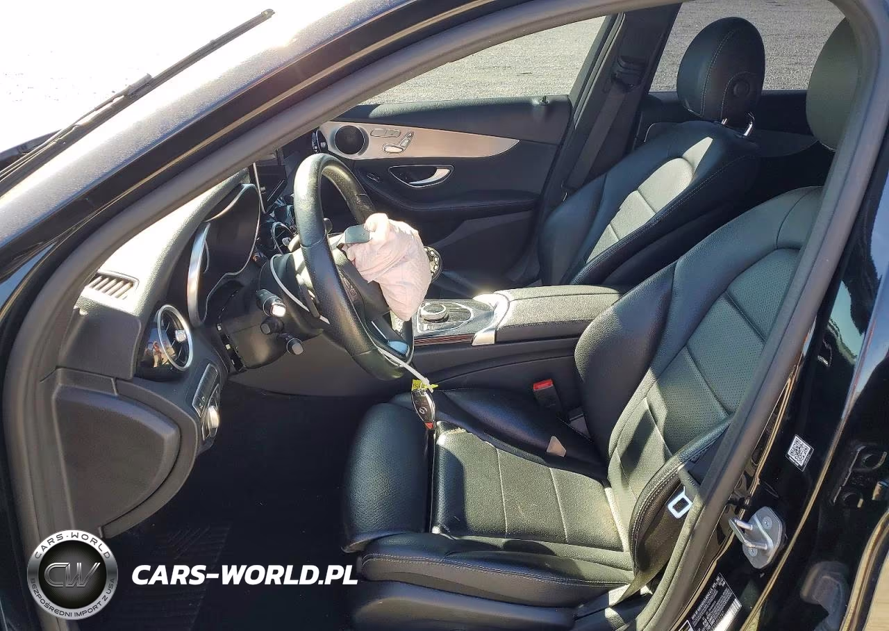 2018 Mercedes-Benz C 300 4Matic VIN:55SWF4KB2JU252297 - 7