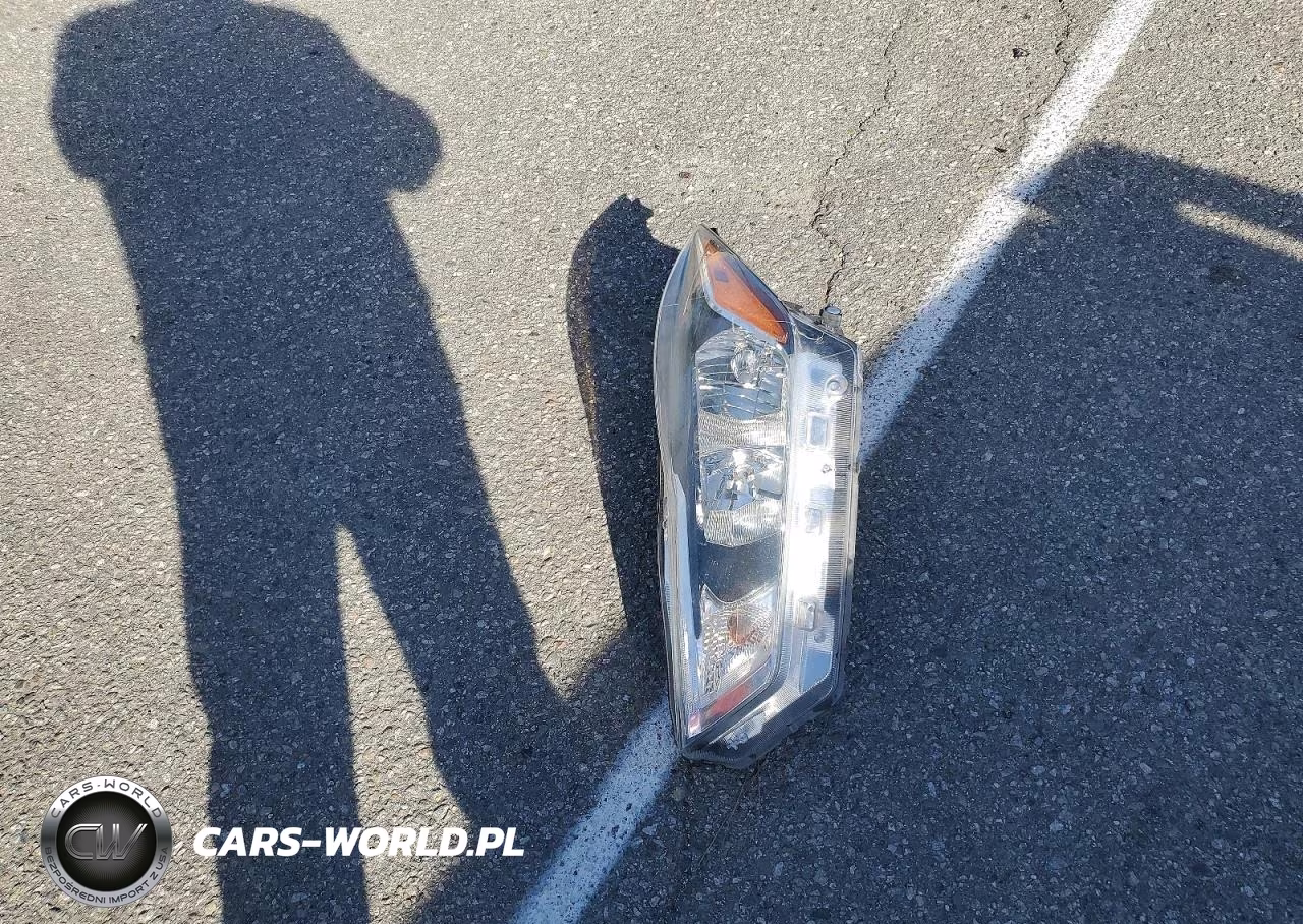 2019 Nissan Kicks S VIN:3N1CP5CU6KL535184 - 12
