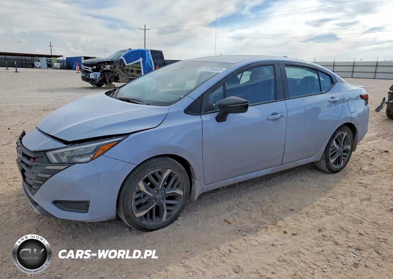 2025 Nissan Versa Sr