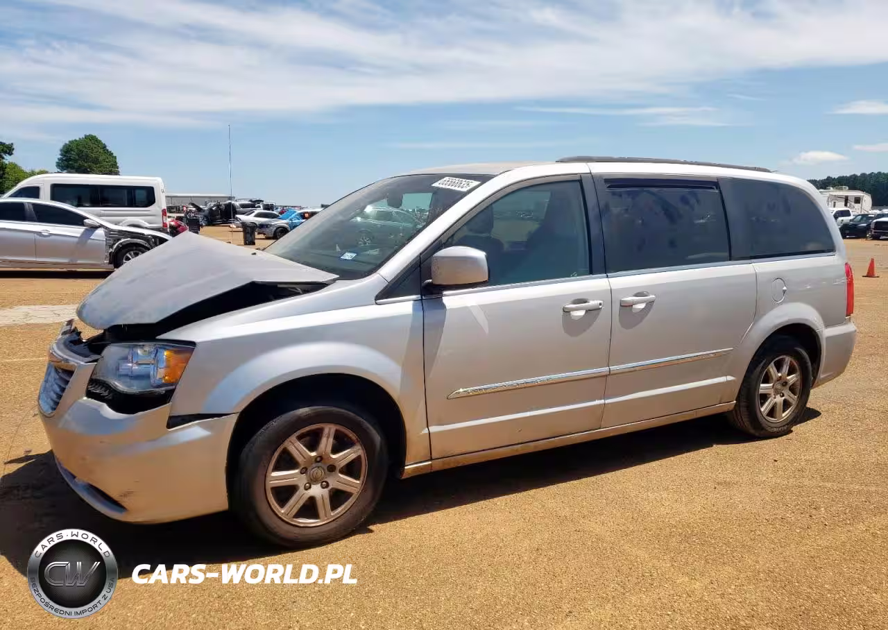 2012 Chrysler Town & Country Touring