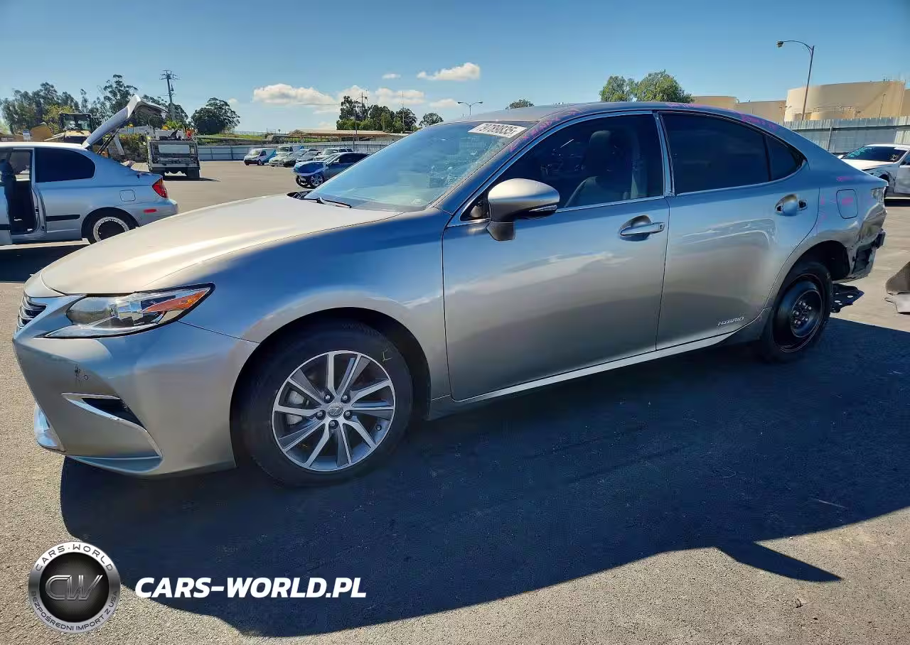 2016 Lexus Es 300H Base
