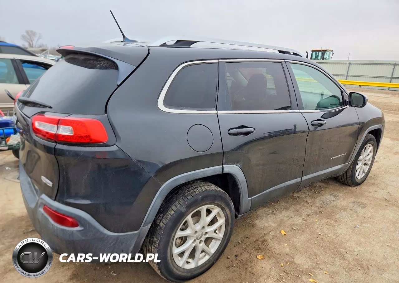 2014 Jeep Cherokee Latitude VIN:1C4PJMCS9EW229930 - 3