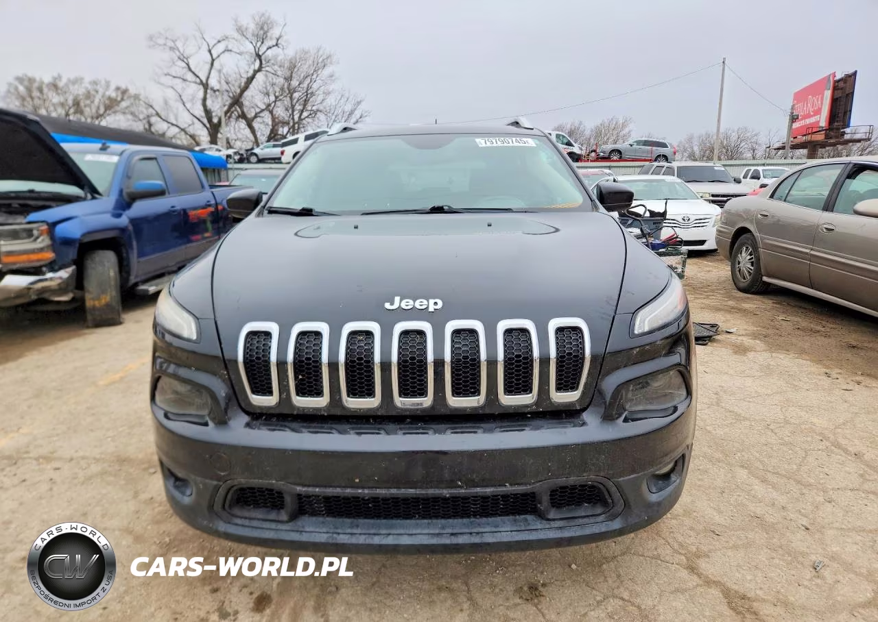 2014 Jeep Cherokee Latitude VIN:1C4PJMCS9EW229930 - 5
