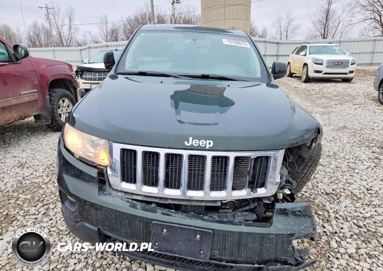 2011 Jeep Grand Cherokee Laredo VIN:1J4RR4GG2BC739034 - 5