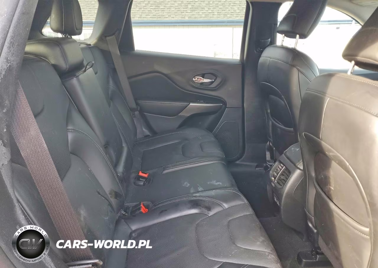 2021 Jeep Cherokee Latitude Lux VIN:1C4PJMMX7MD181803 - 11