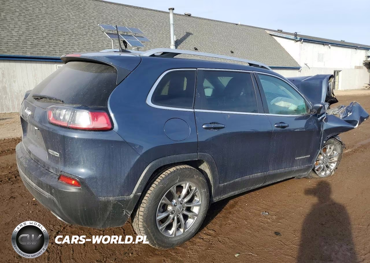 2021 Jeep Cherokee Latitude Lux VIN:1C4PJMMX7MD181803 - 3