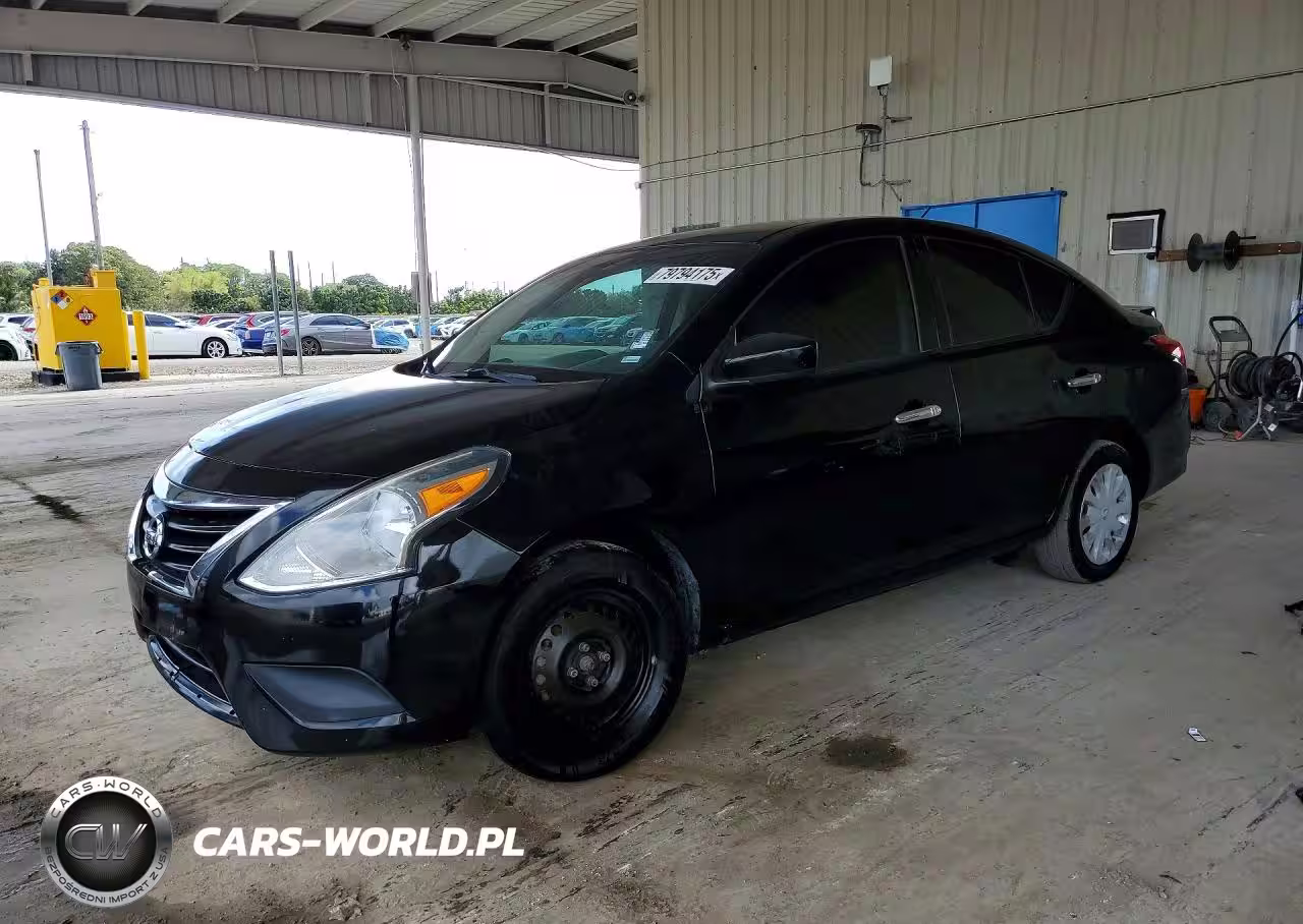 2019 Nissan Versa Sv