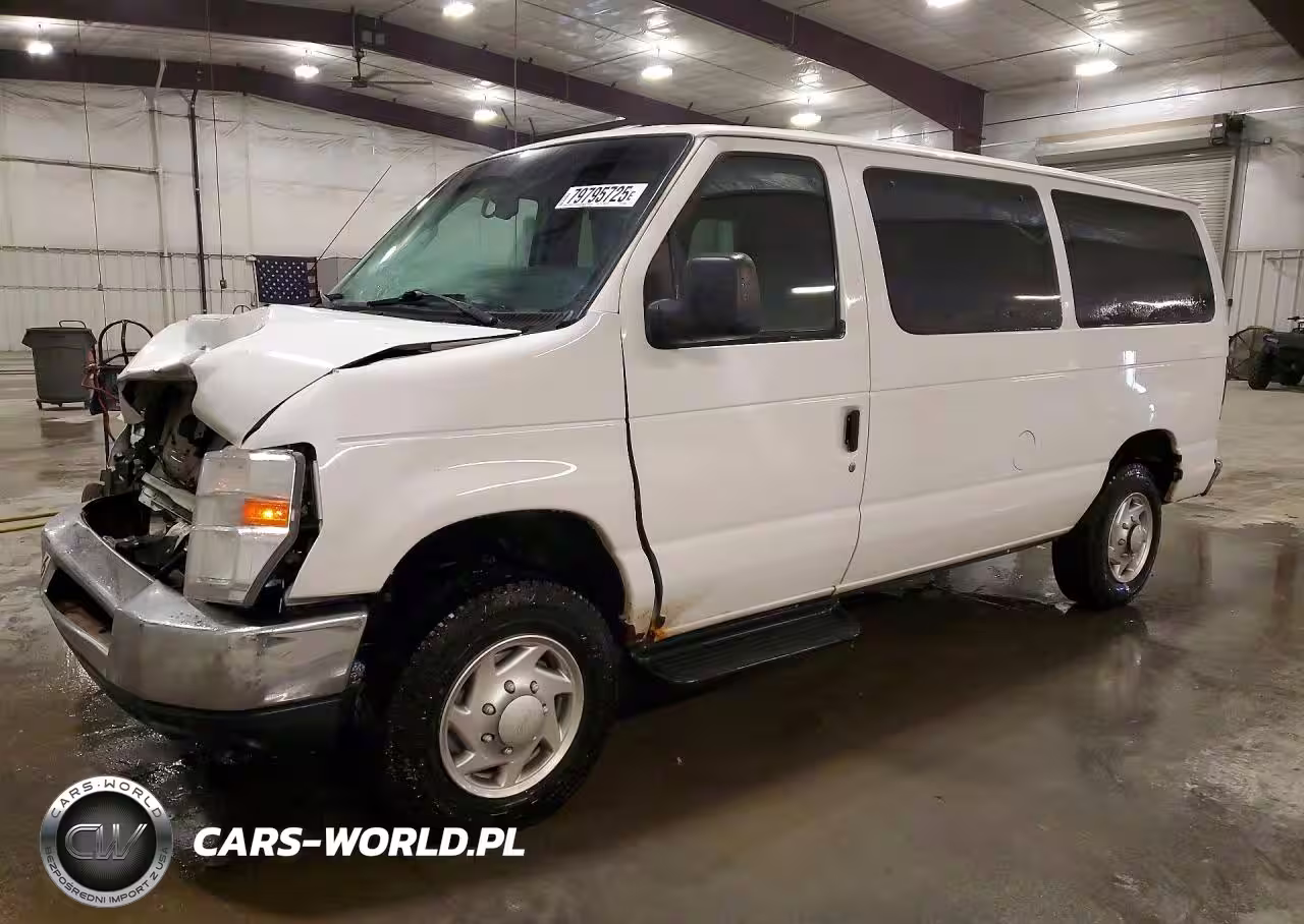 2014 Ford Econoline E350 Super Duty Wagon
