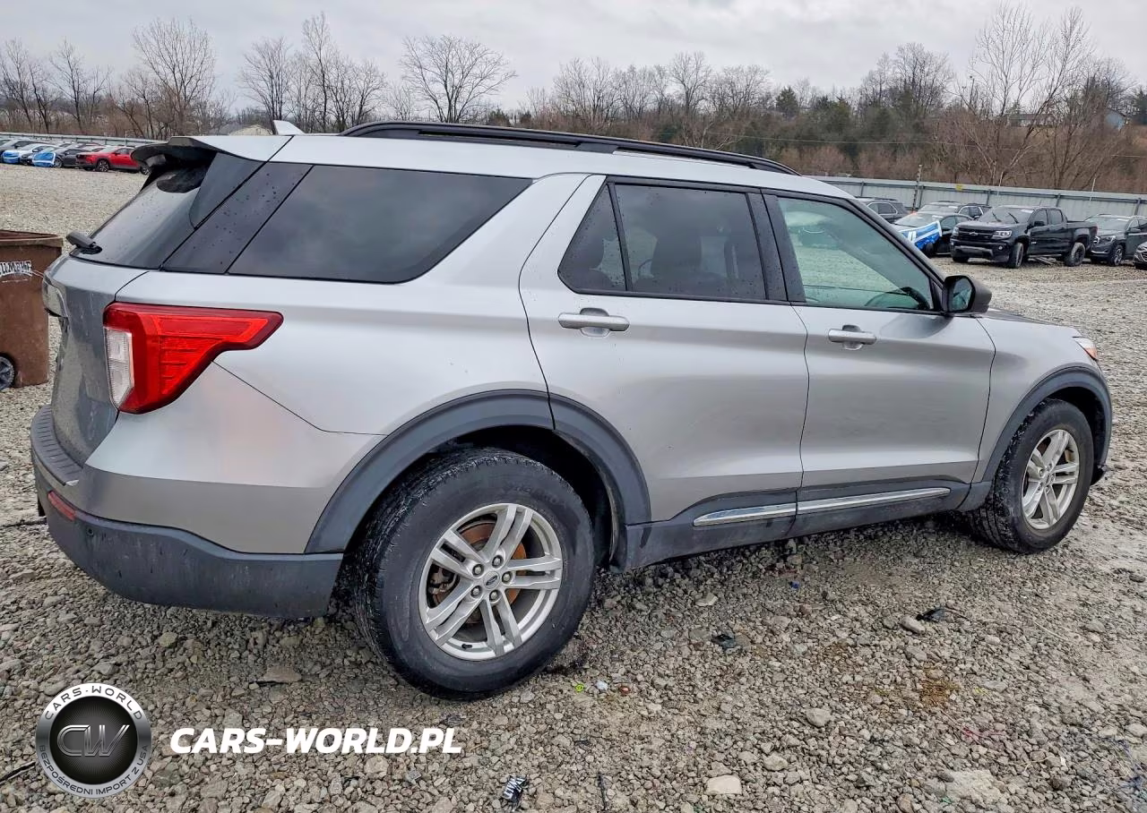 2020 Ford Explorer Xlt VIN:1FMSK7DH0LGC85558 - 3