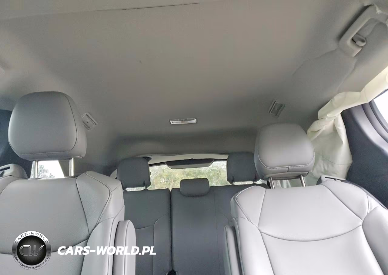 2025 Toyota Sienna Xle 7-Passenger VIN:5TDJSKFC7SS186289 - 10