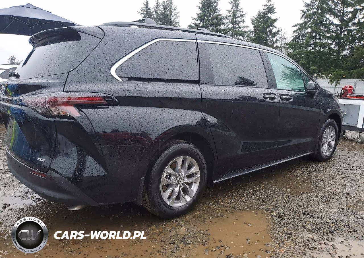 2025 Toyota Sienna Xle 7-Passenger VIN:5TDJSKFC7SS186289 - 3