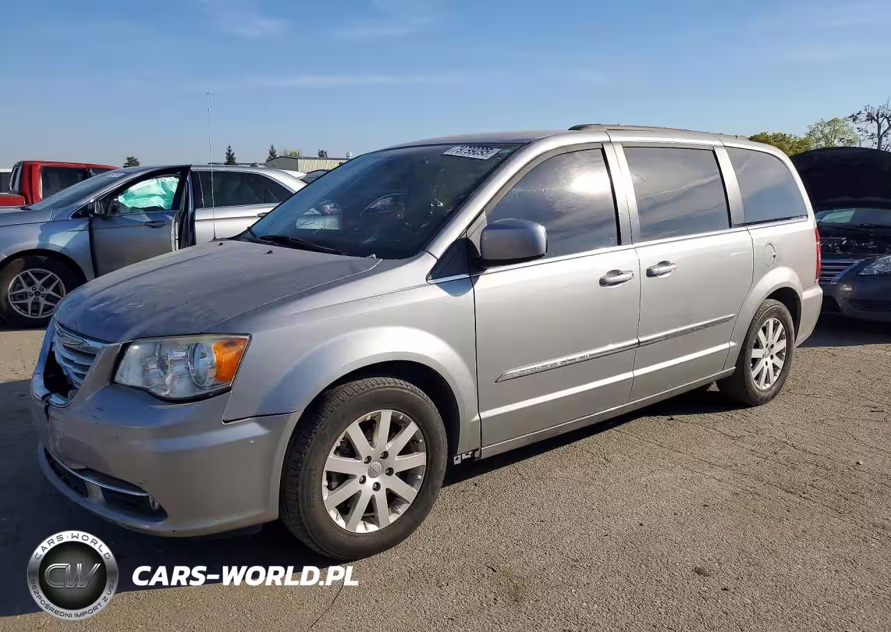 2015 Chry Town & Country Touring