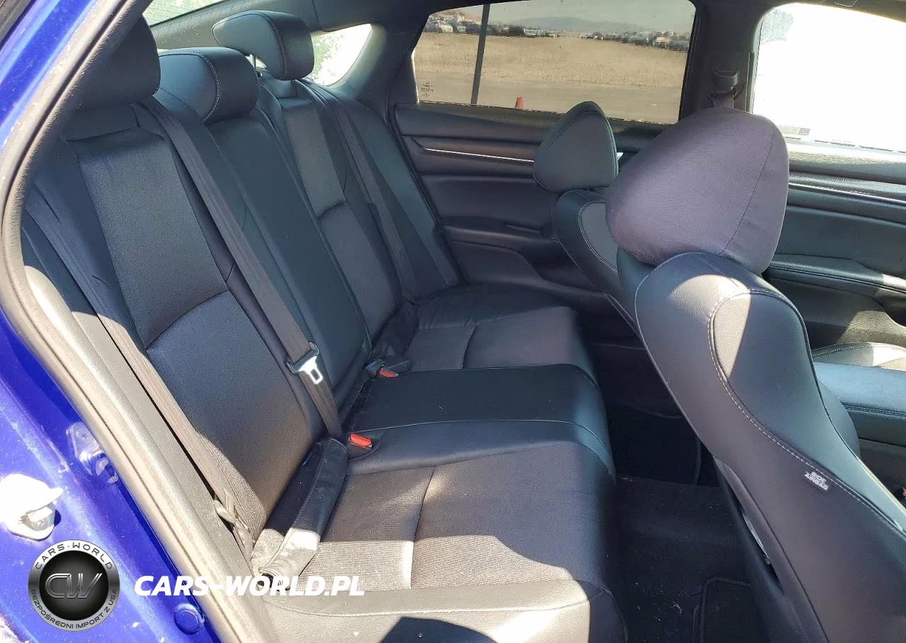 2018 Honda Accord Sport VIN:1HGCV1F33JA238783 - 10