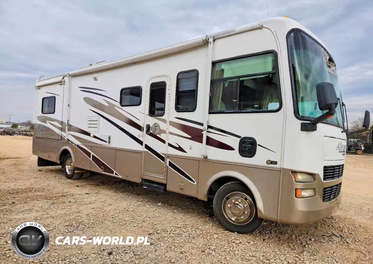 WORKHORSE CUSTOM CHASSIS MOTORHOME