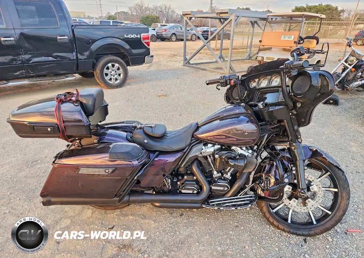 2017 Harley-Davidson Flhxs Street Glide Special