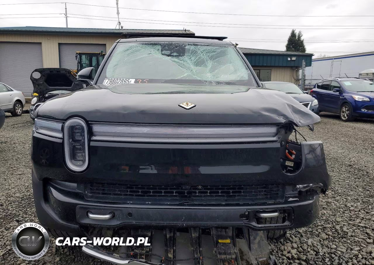 2025 Rivian R1S Adventure VIN:7PDSGBBA5SN066855 - 5
