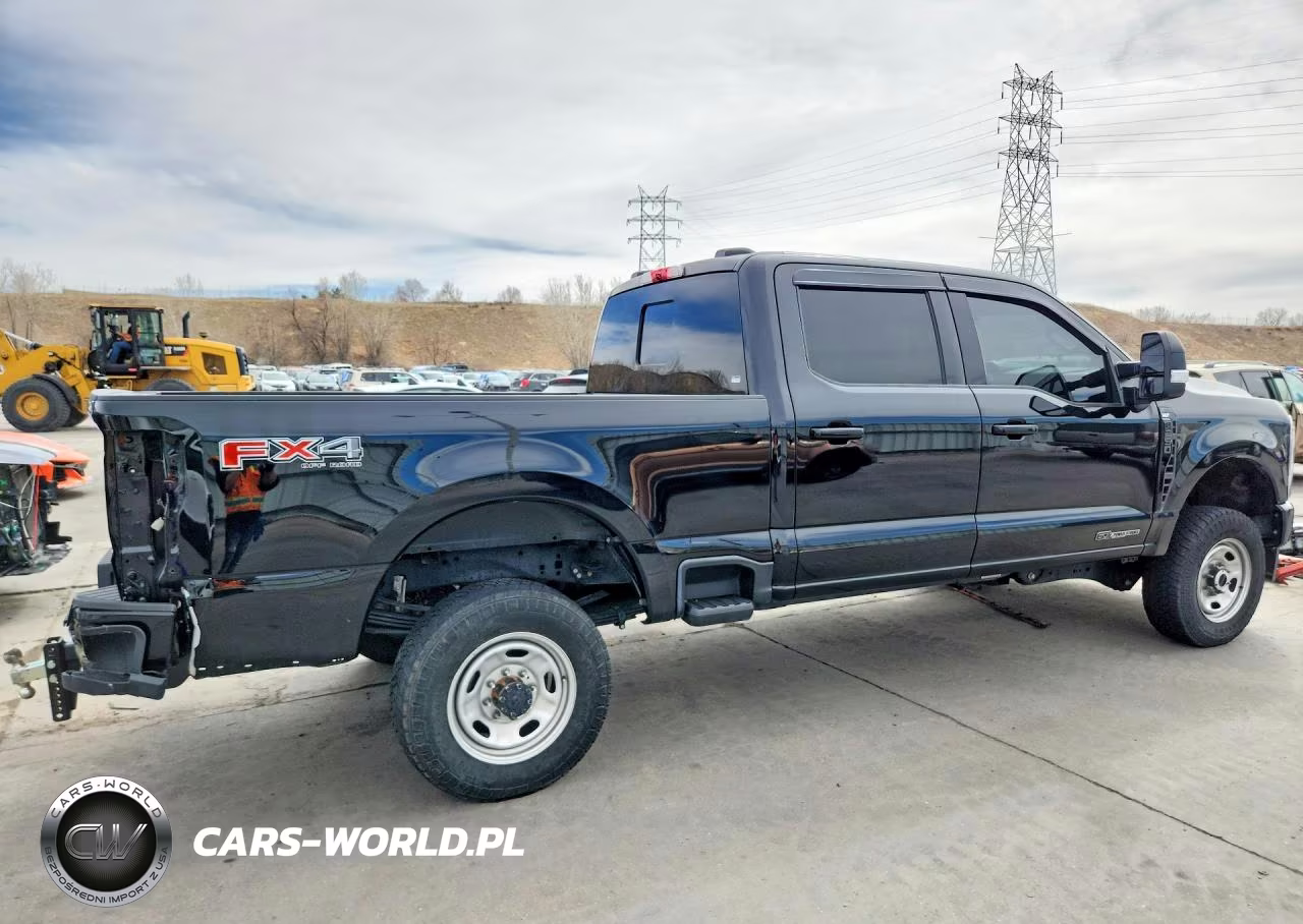 2024 Ford F250 Super Duty VIN:1FT8W2BT0REC95525 - 3