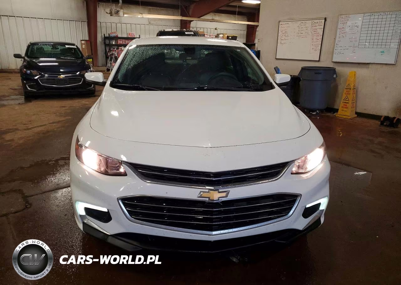 2017 Chevrolet Malibu Lt VIN:1G1ZE5ST0HF244732 - 5