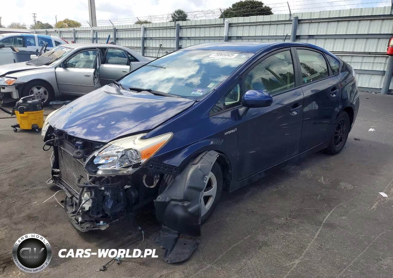 2013 Toyota Prius Four