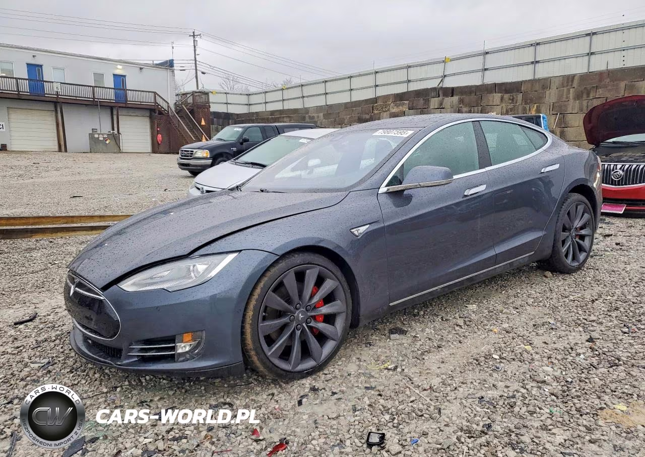 2015 Tesla Model S 85D