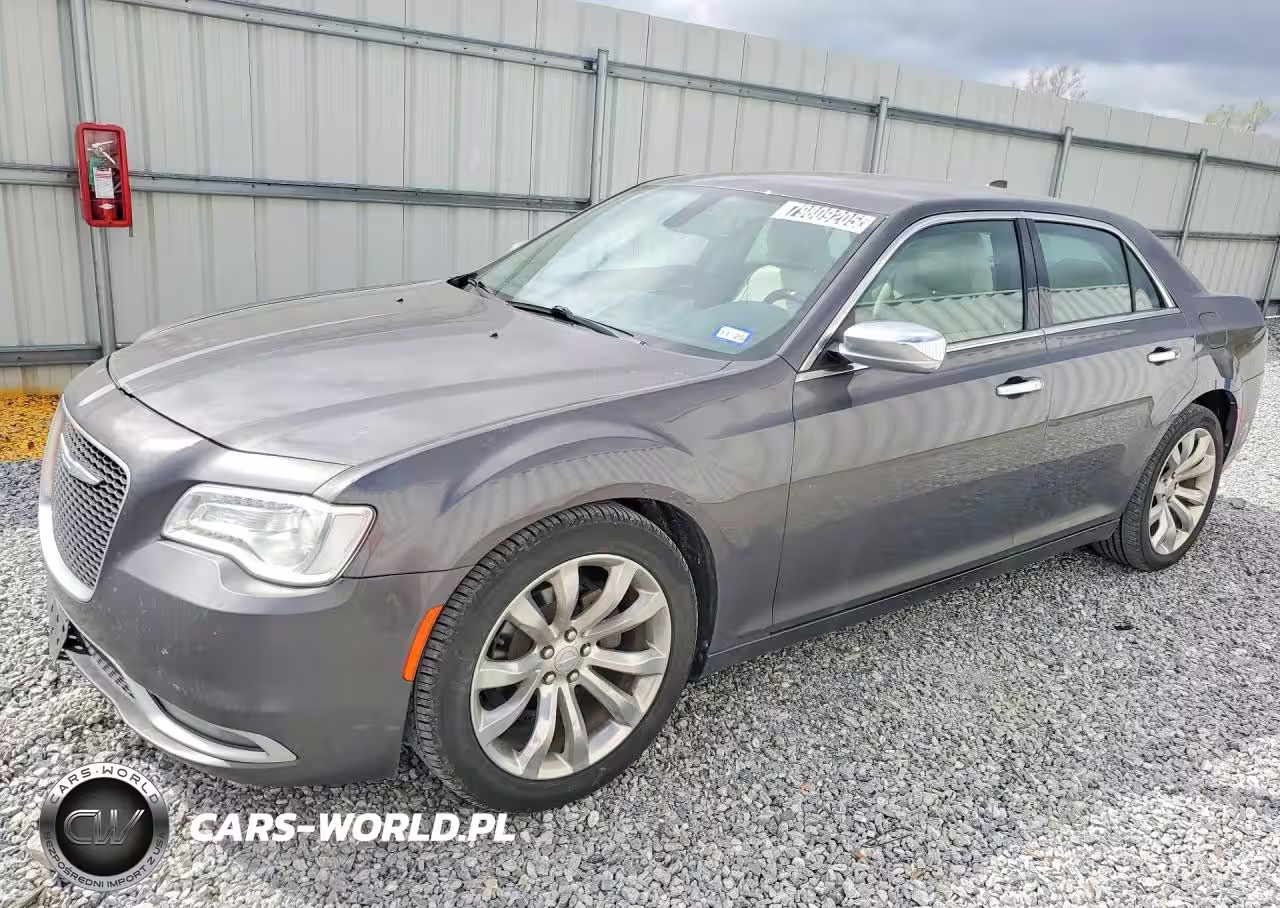 2018 Chrysler 300 Limited