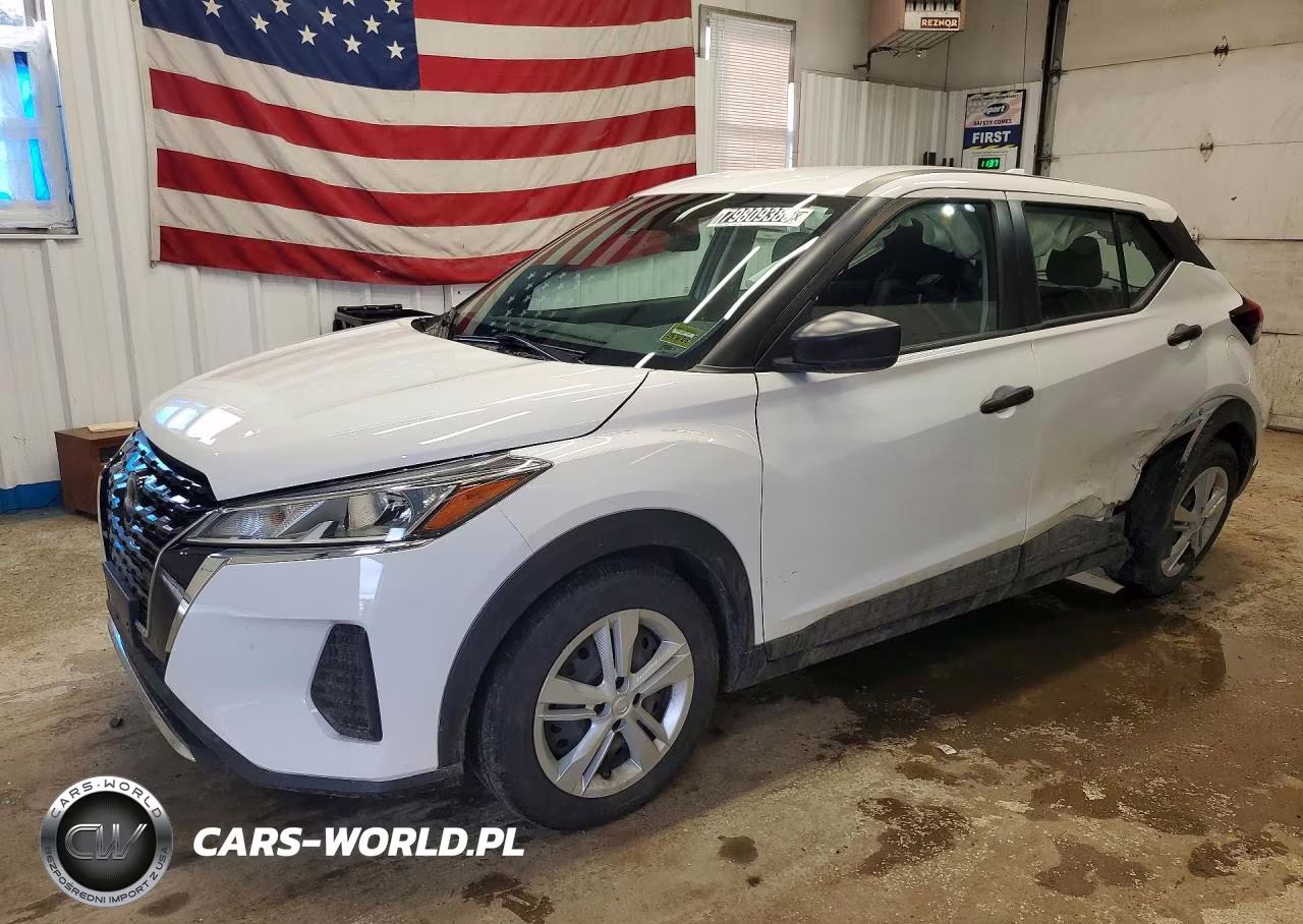 2023 Nissan Kicks S