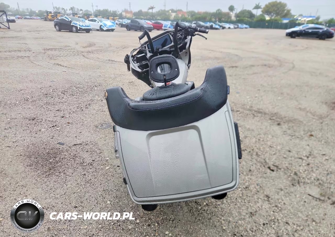2023 Harley Davidson Fltrxse VIN:1HD1TC617PB953959 - 4