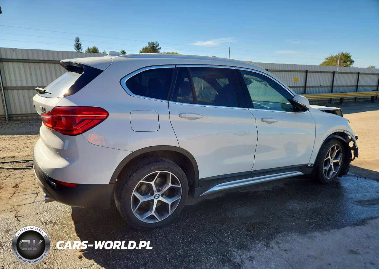 2017 BMW X1 Sdrive28I VIN:WBXHU7C39H5H36669 - 3