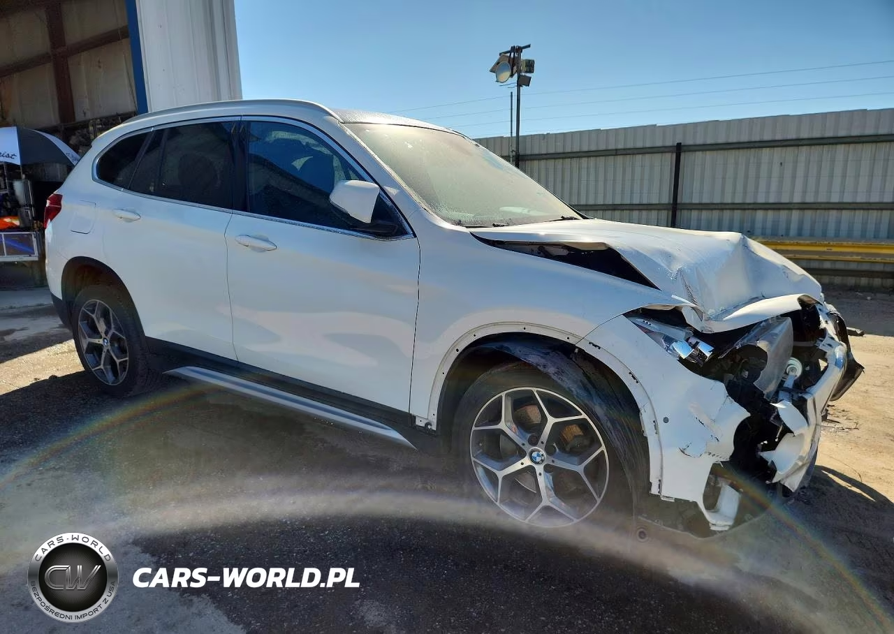 2017 BMW X1 Sdrive28I VIN:WBXHU7C39H5H36669 - 4