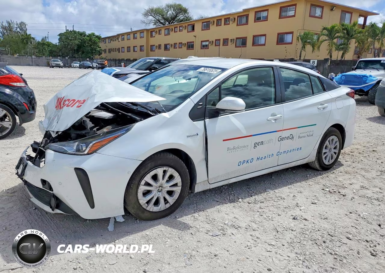 2021 Toyota Prius Le – zdjęcie 1 z 12