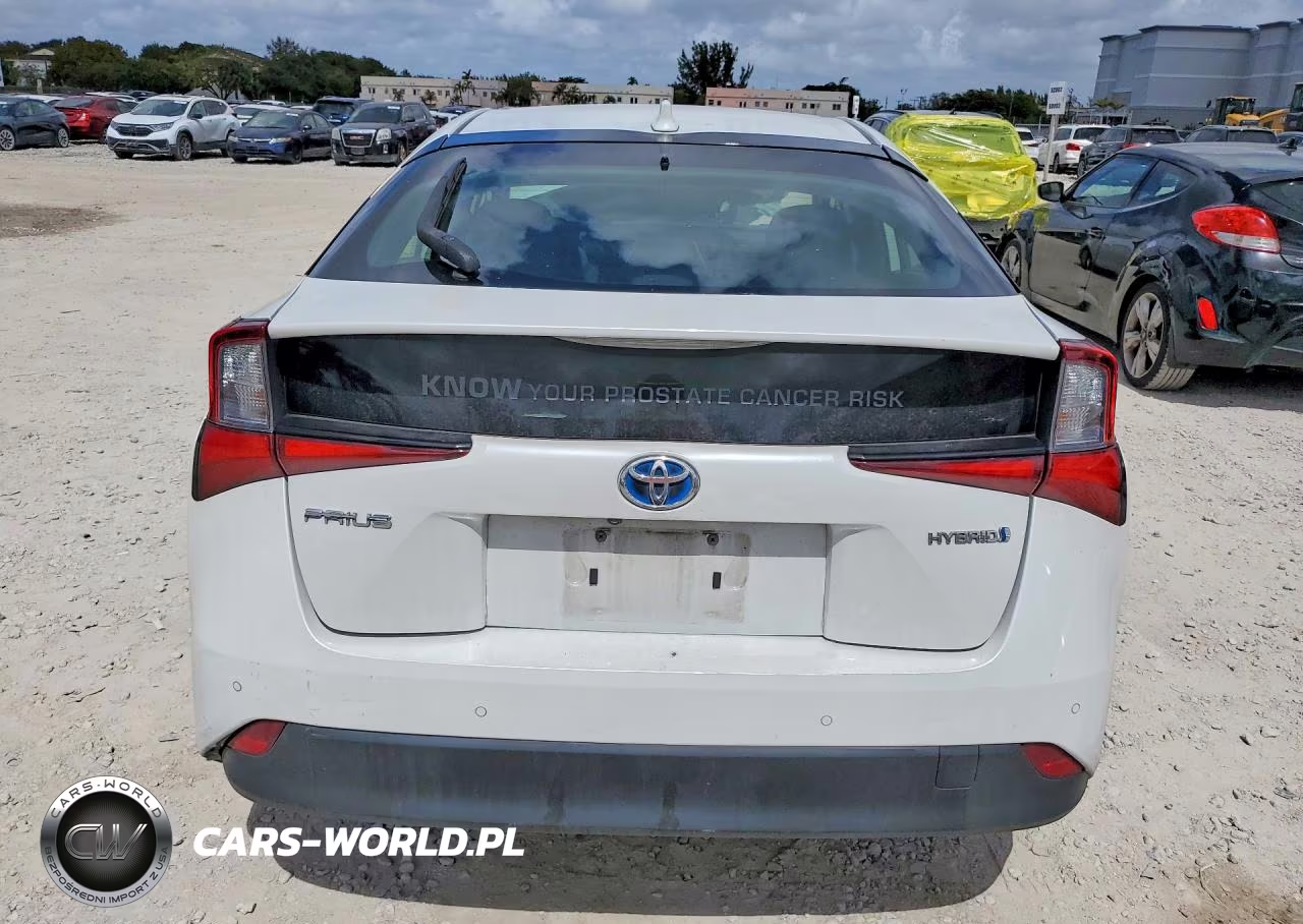 2021 Toyota Prius Le VIN:JTDKAMFU9M3134162 - 6