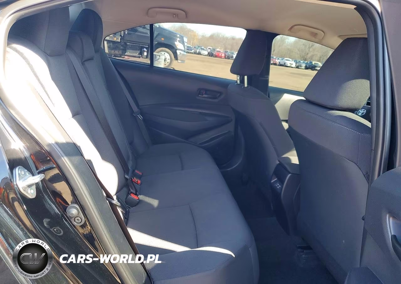 2025 Toyota Corolla Le VIN:5YFB4MDE1SP357934 - 10