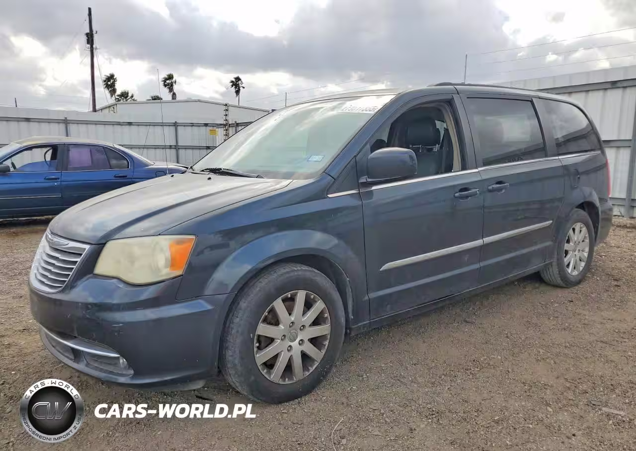 2014 Chrysler Town & Country Touring