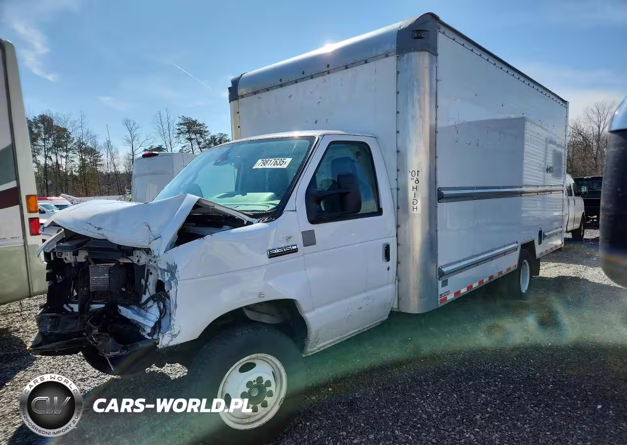 2022 Ford E350 Box Truck