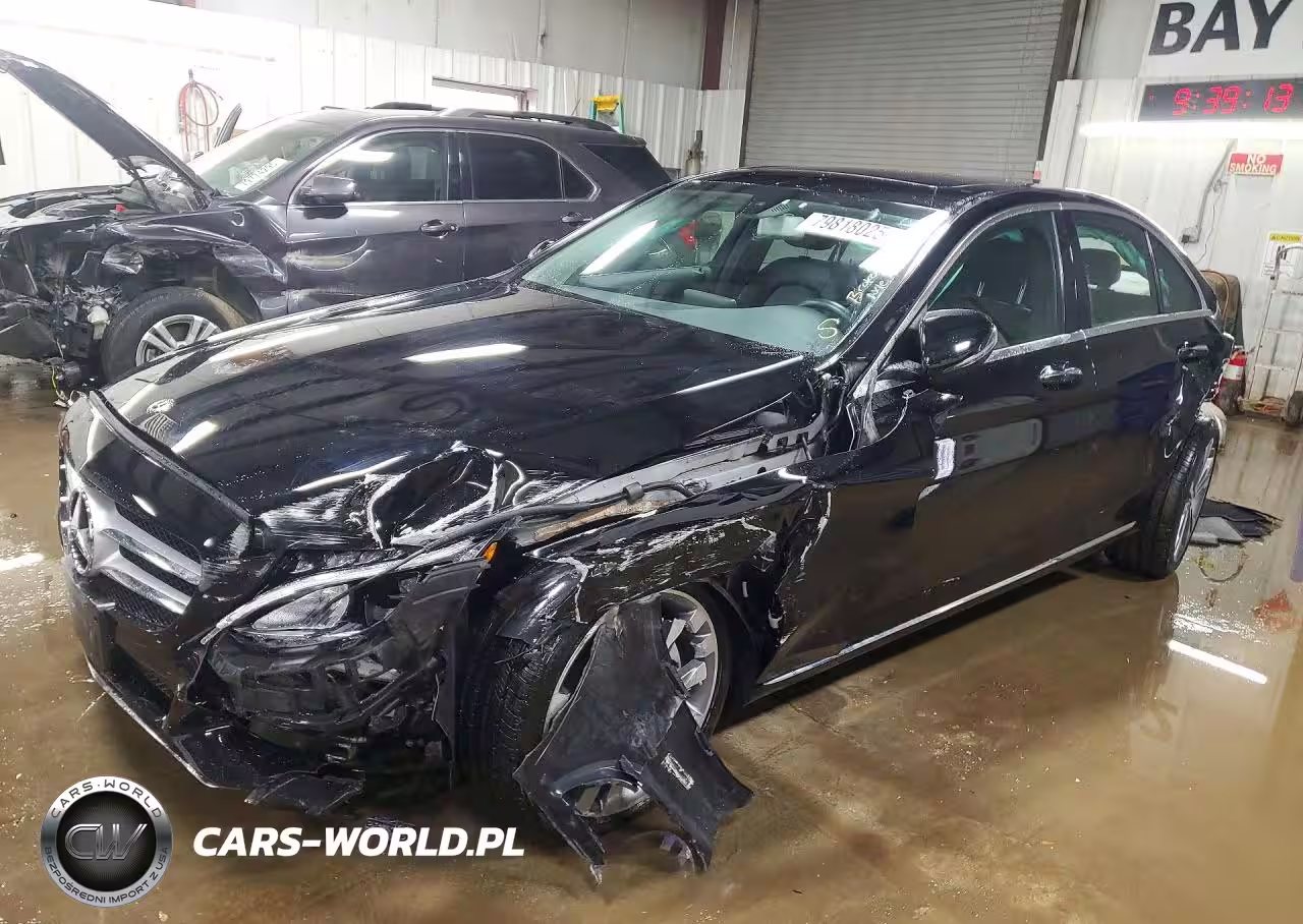 2018 Mercedes-Benz C 300 4Matic