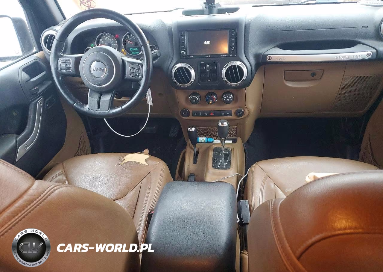 2015 Jeep Wrangler Unlimited Sahara VIN:1C4HJWEG3FL756552 - 8